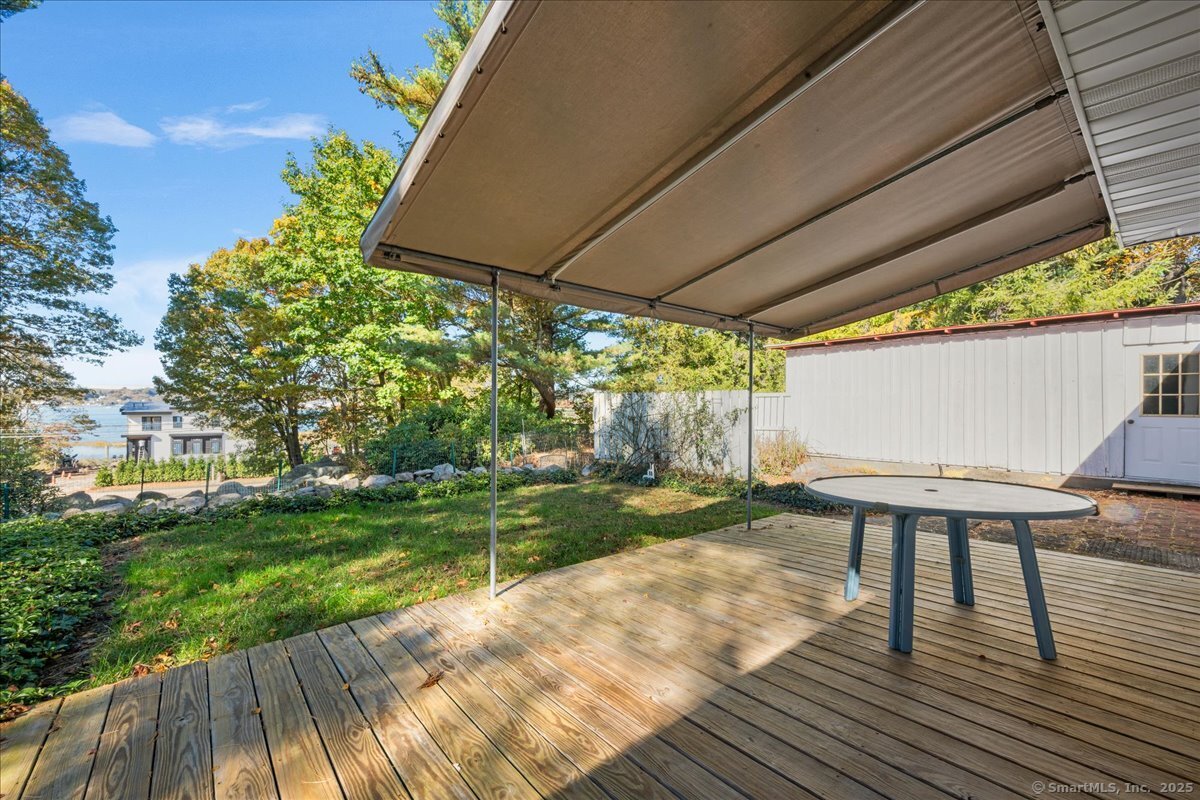 8 Joyce Street Stonington CT 06355