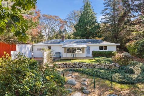 8 Joyce Street Stonington CT 06355