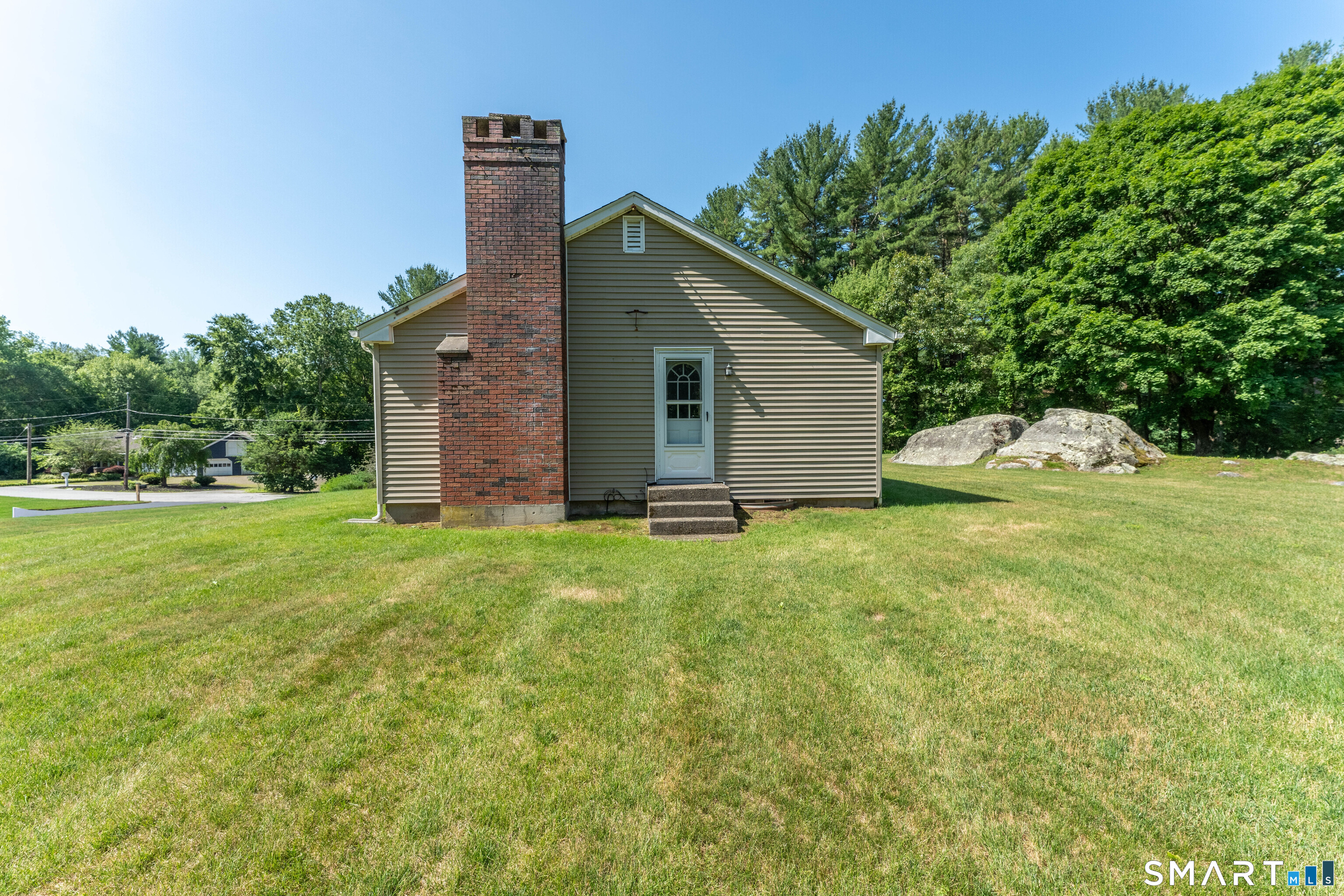 27 Mountain Hill Road Thompson CT 06255