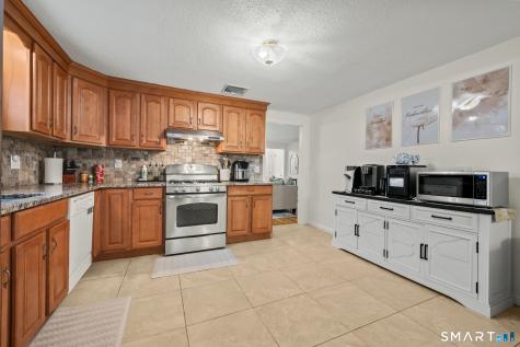 158 Dix Road Wethersfield CT 06109