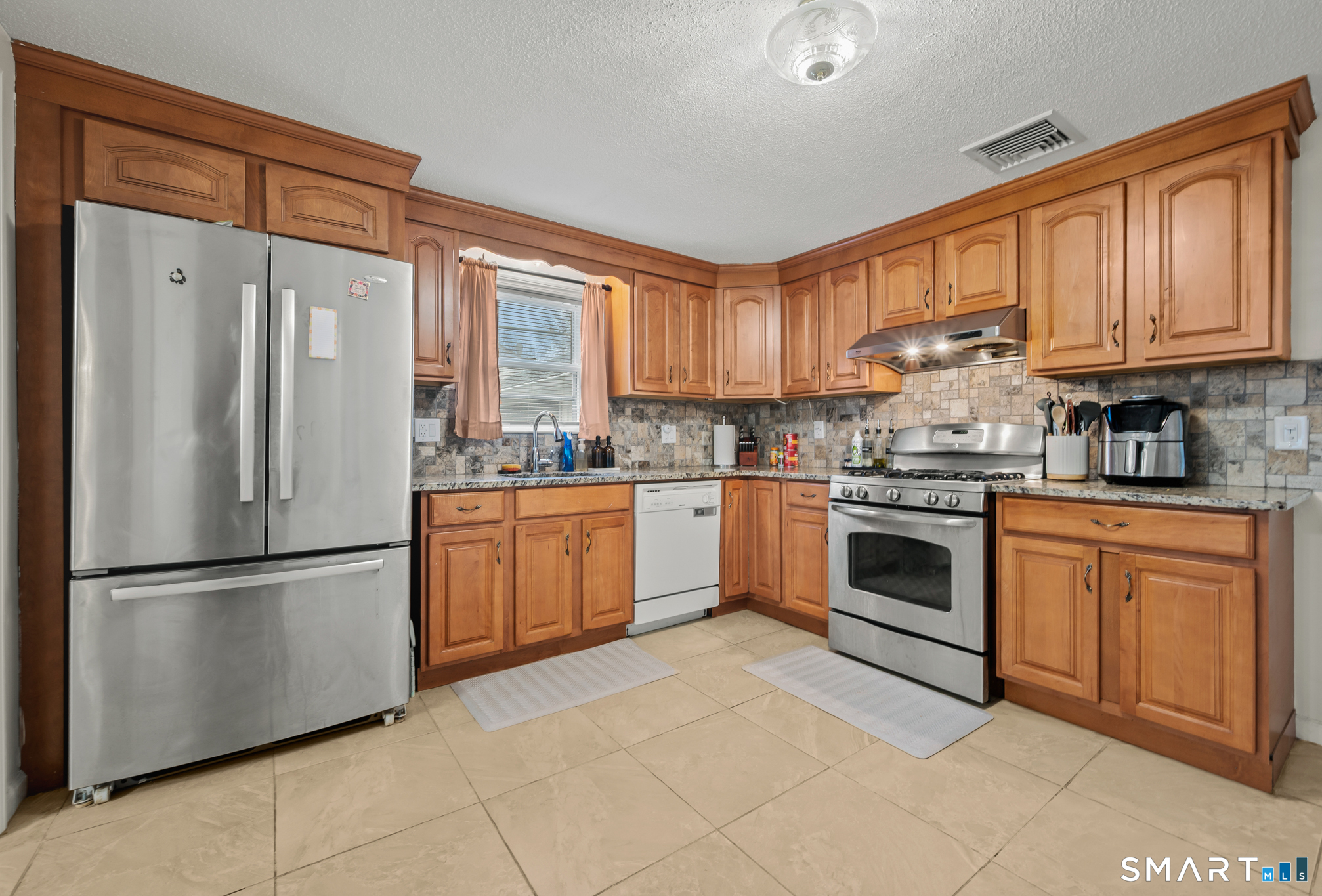 158 Dix Road Wethersfield CT 06109