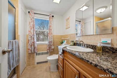 158 Dix Road Wethersfield CT 06109