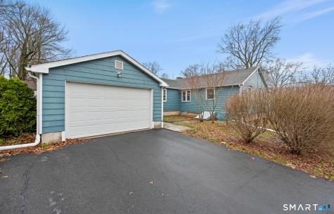 158 Dix Road Wethersfield CT 06109