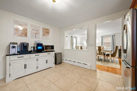 158 Dix Road Wethersfield CT 06109