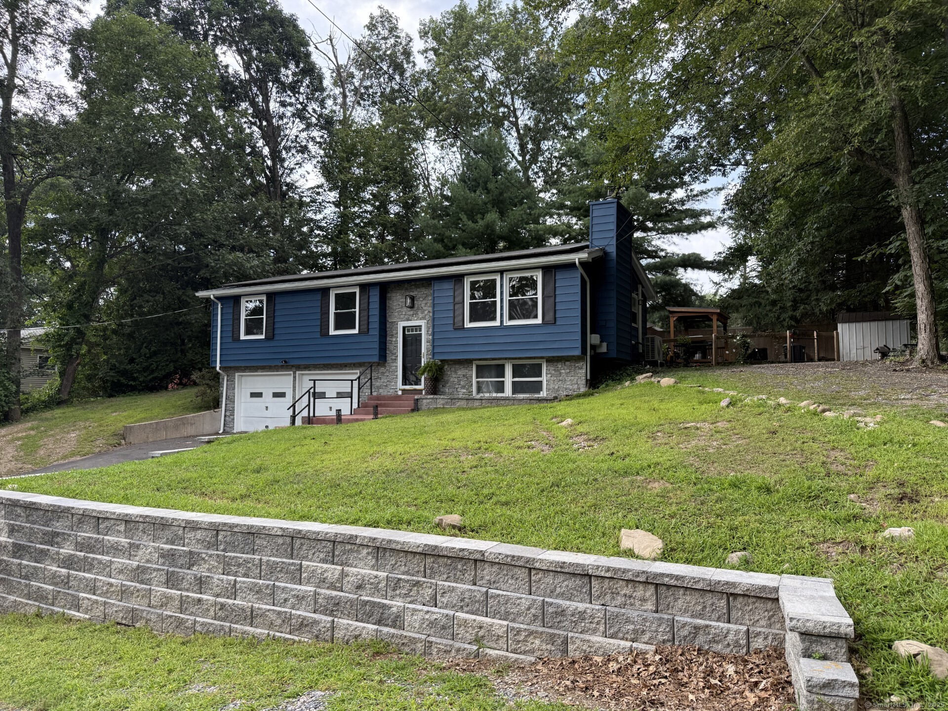 15 Birch Road Canton CT 06019