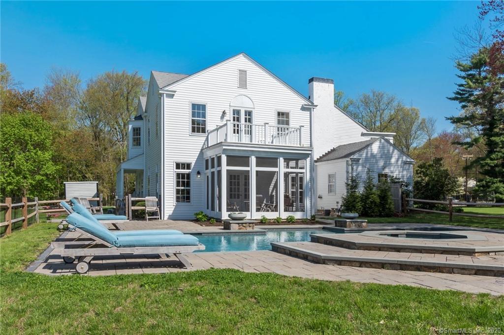 877 Burr Street Fairfield CT 06824