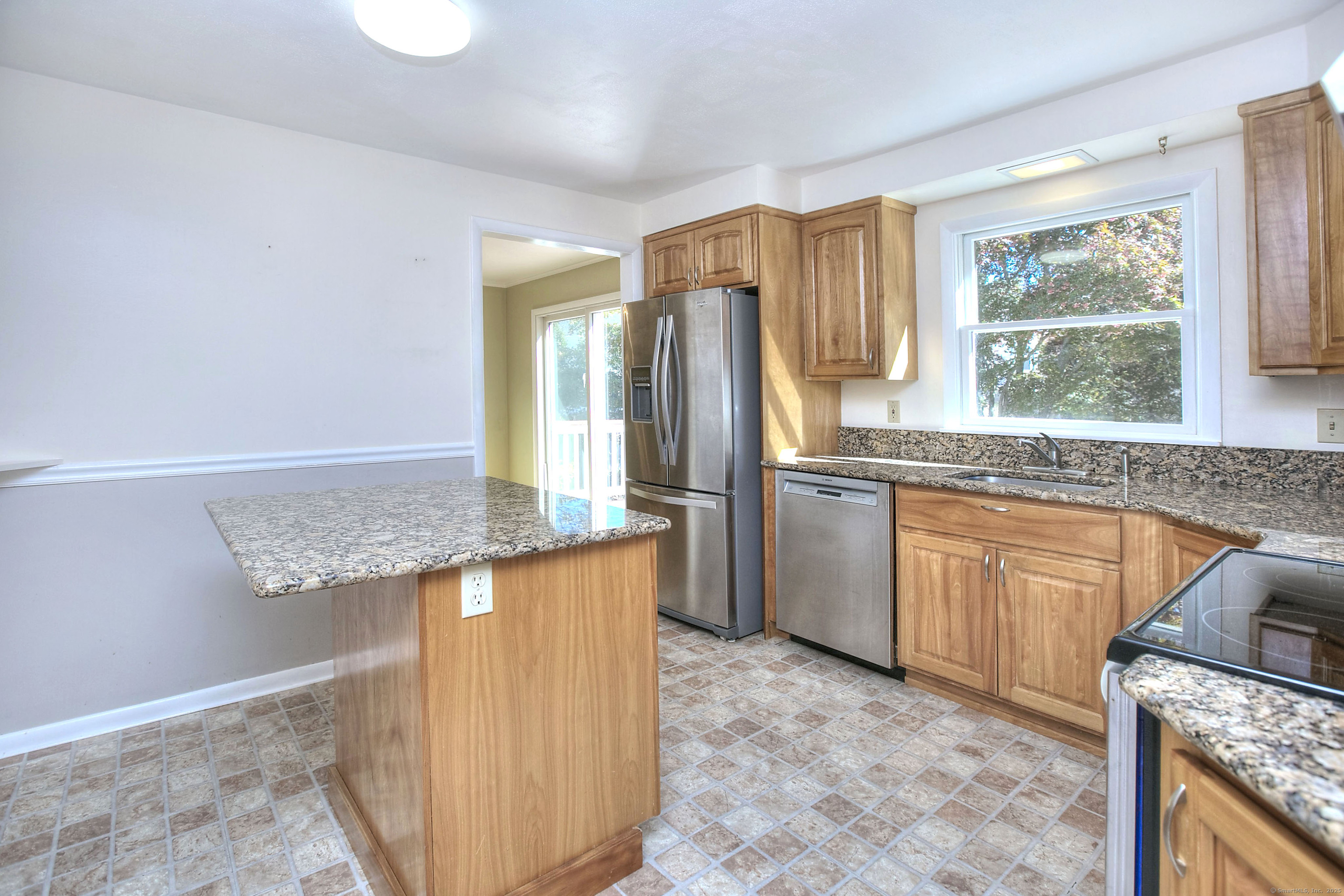 79 Mayfair Road Fairfield CT 06824