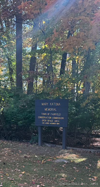 79 Mayfair Road Fairfield CT 06824