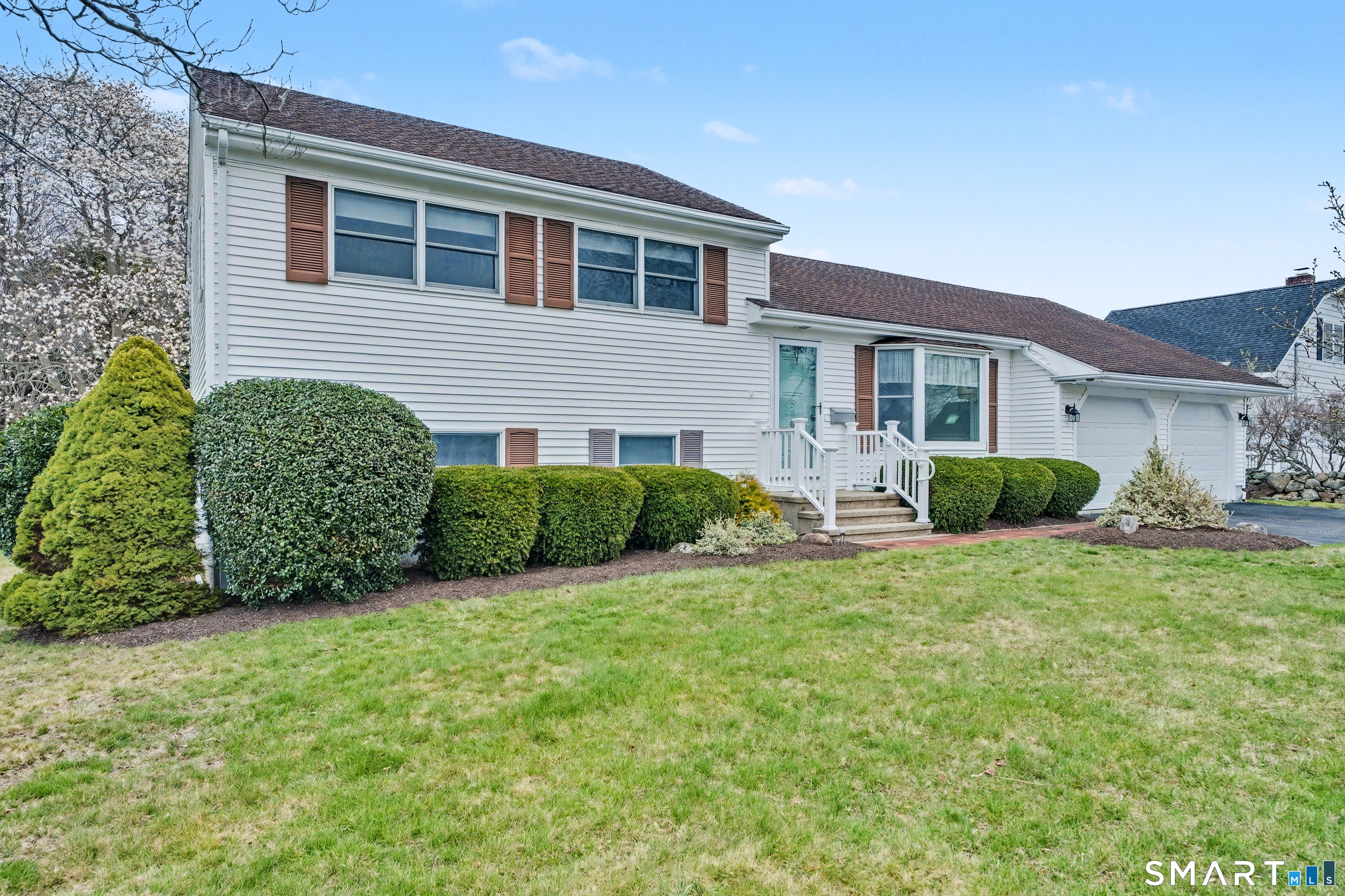 6 Benjamin Road Groton CT 06355