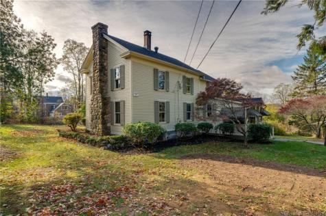 27 Huckleberry Hill Road Avon CT 06001