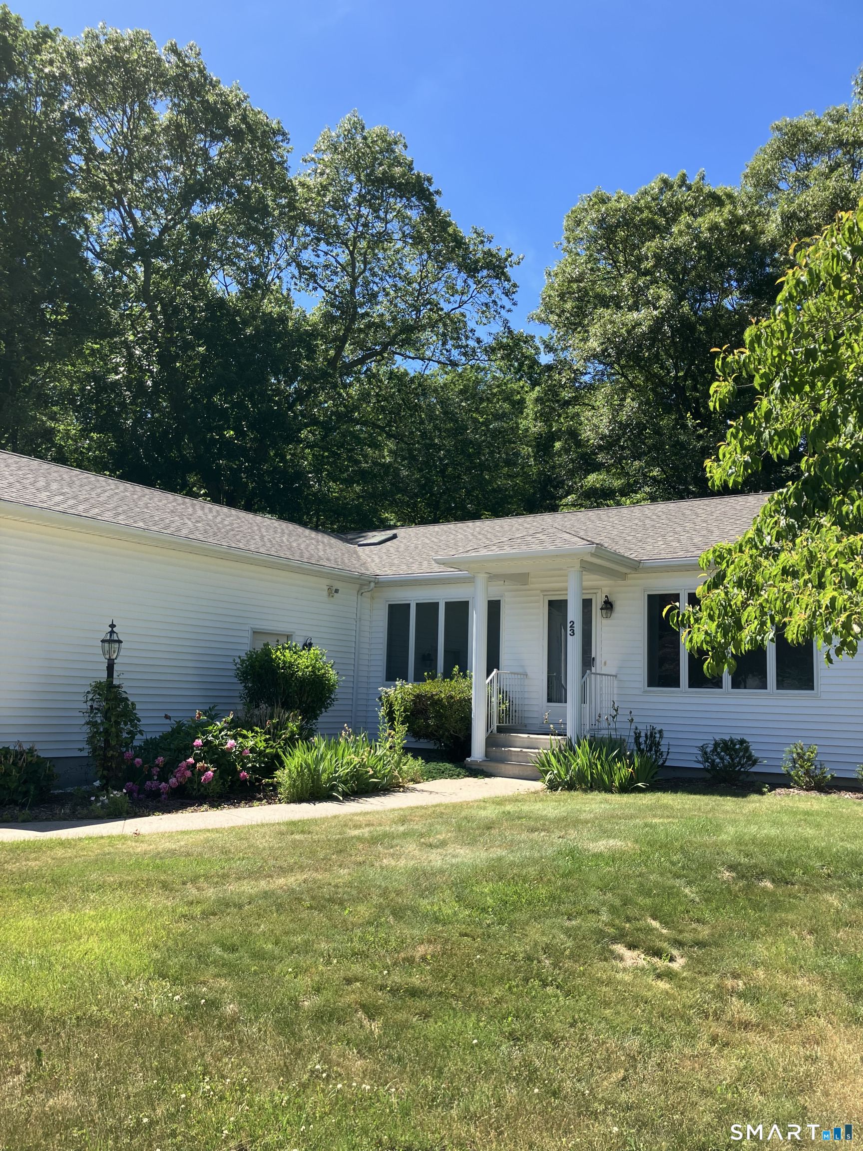 23 Hillcrest Drive Montville CT 06382