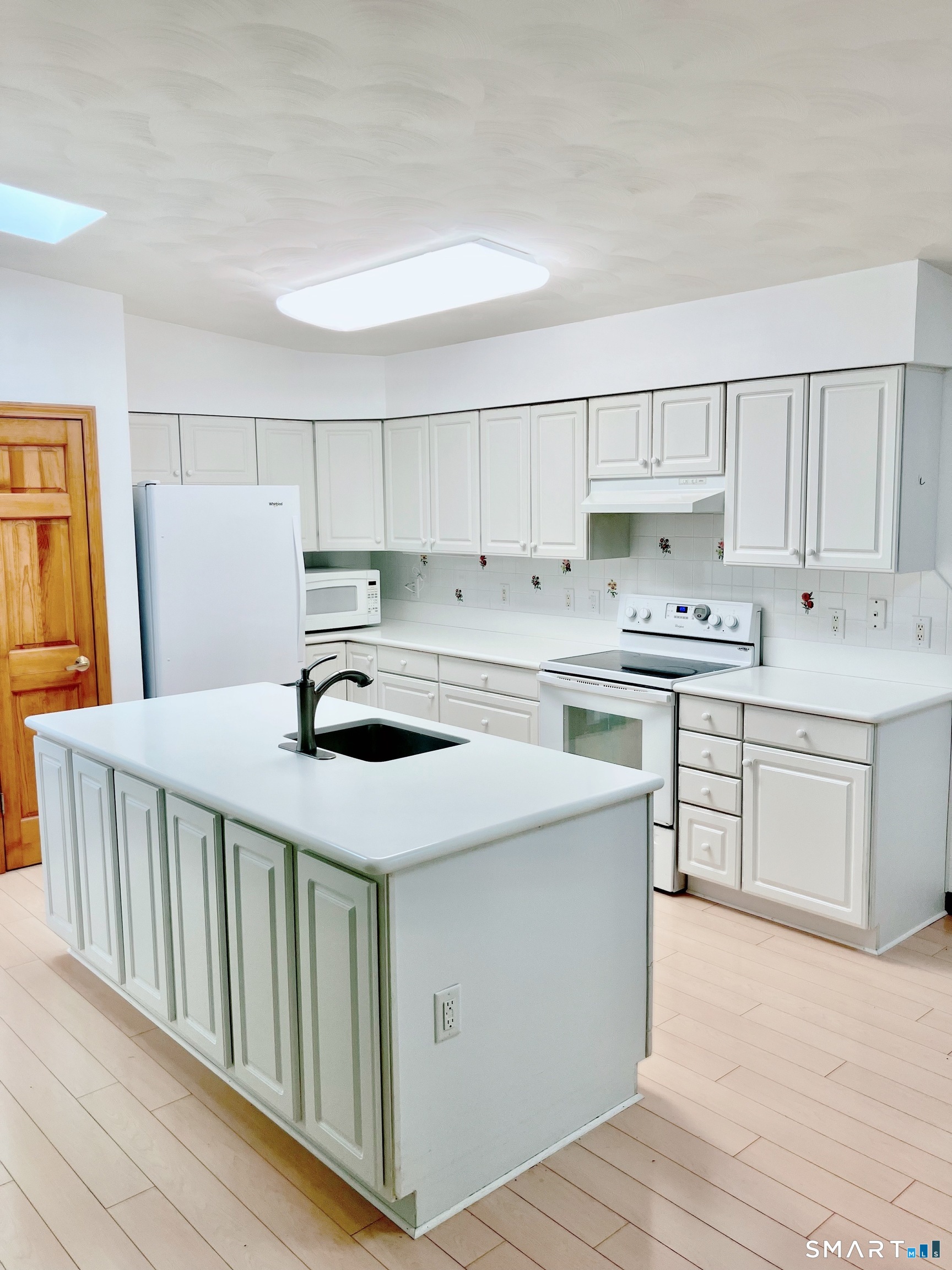 23 Hillcrest Drive Montville CT 06382