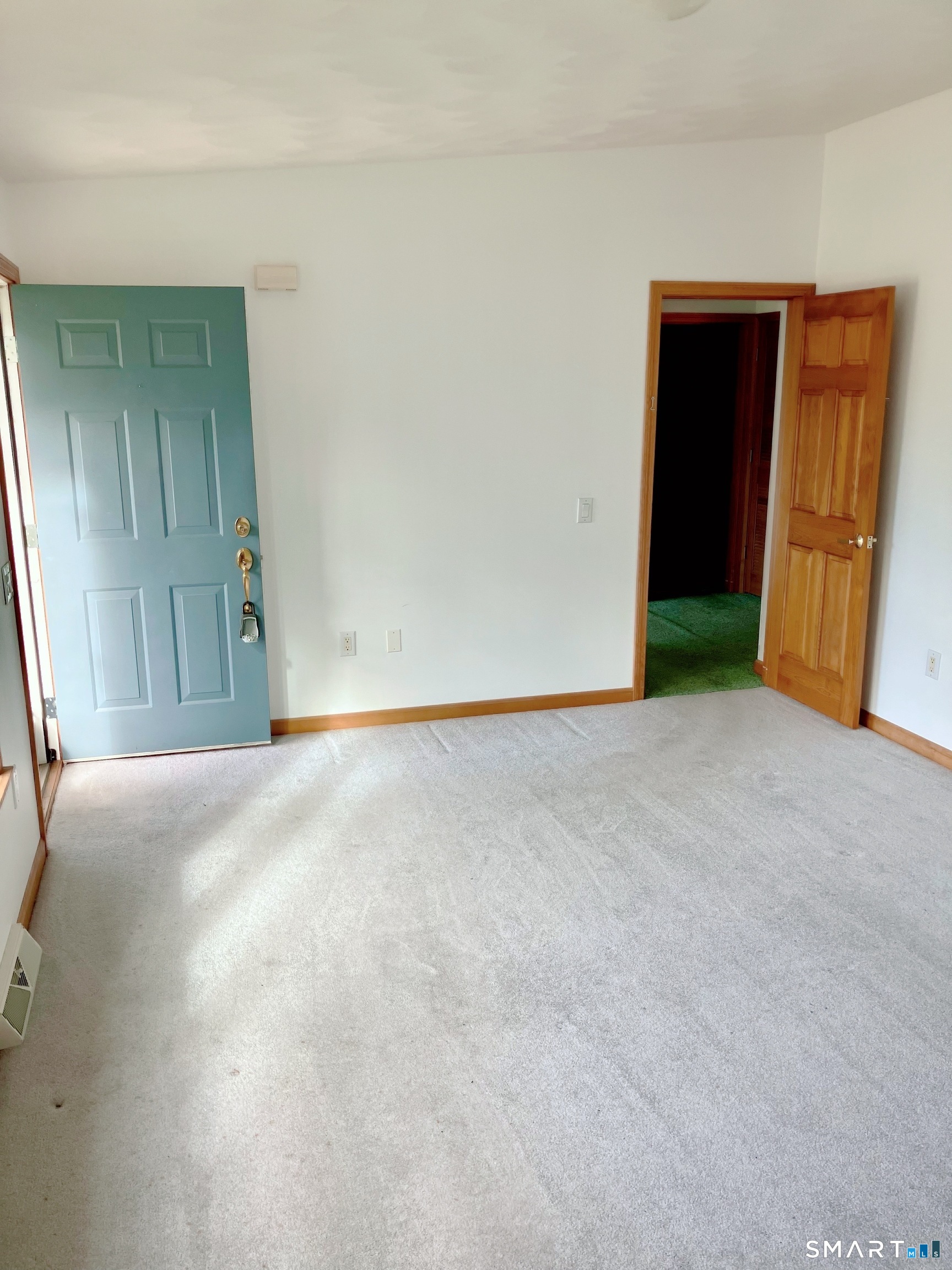 23 Hillcrest Drive Montville CT 06382