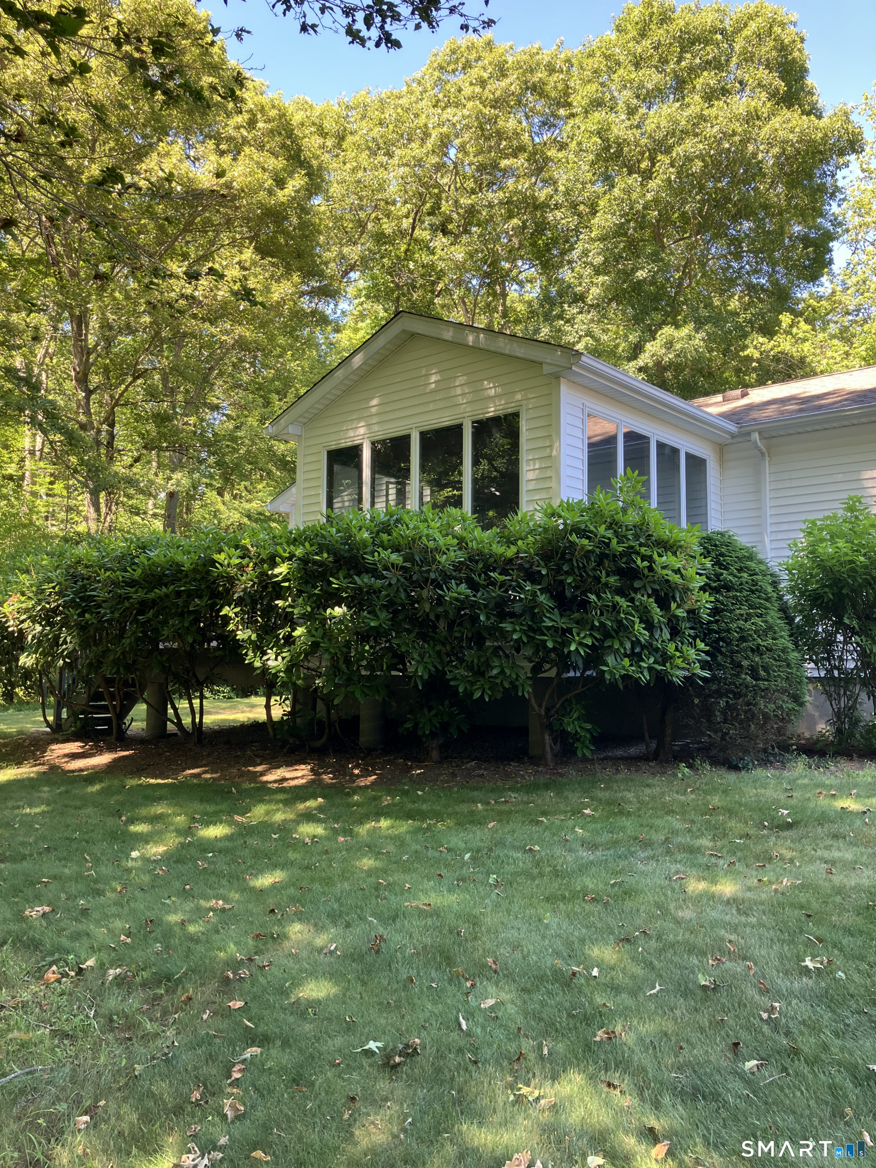 23 Hillcrest Drive Montville CT 06382