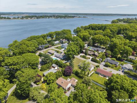86 Fenwood Drive Old Saybrook CT 06475
