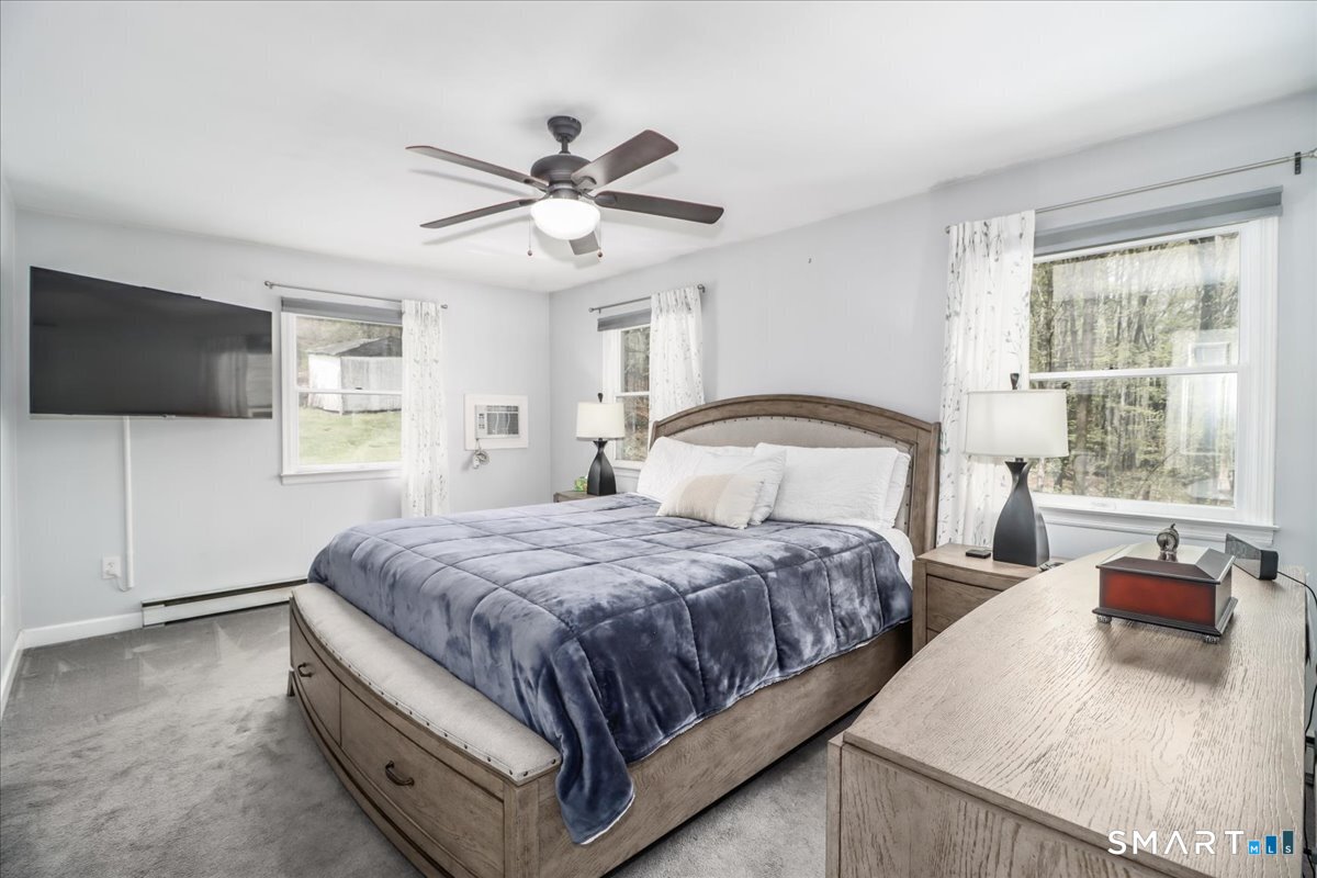 4 Farrell Road Newtown CT 06470