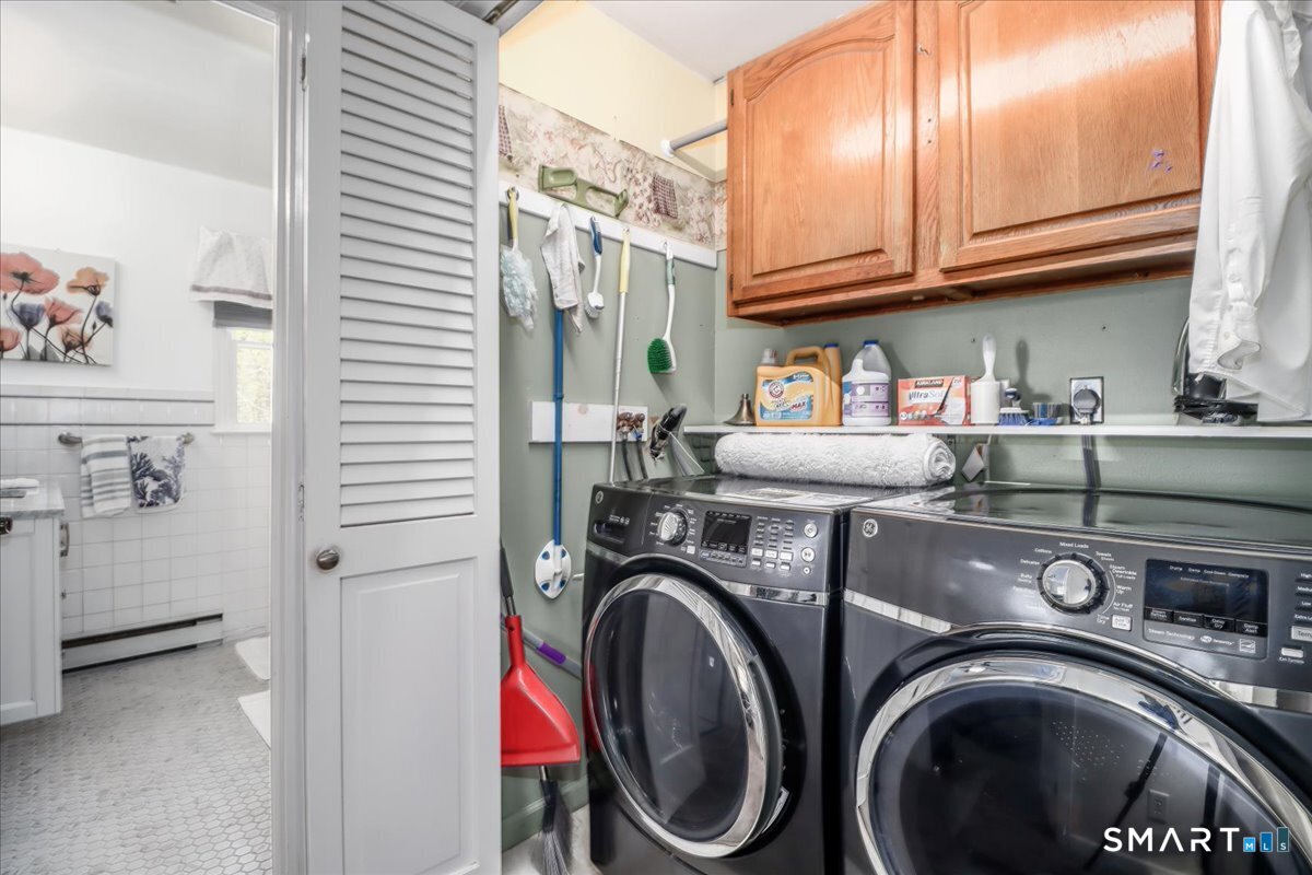 4 Farrell Road Newtown CT 06470