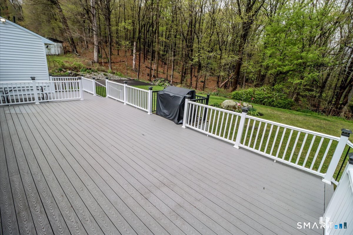 4 Farrell Road Newtown CT 06470
