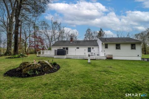 4 Farrell Road Newtown CT 06470