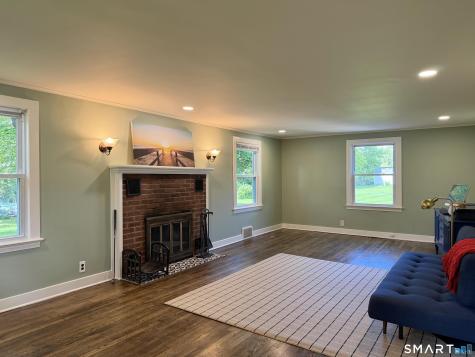 70 Gay Street Sharon CT 06069