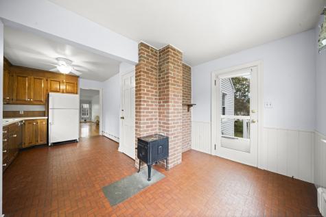 5 Wiemes Court Waterford CT 06385