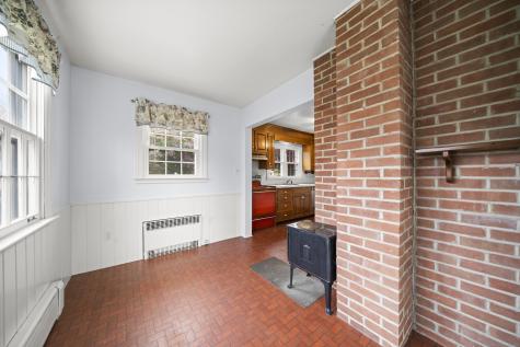 5 Wiemes Court Waterford CT 06385