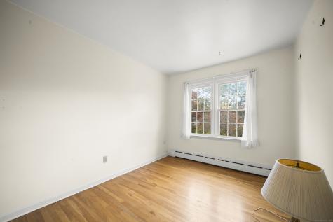 5 Wiemes Court Waterford CT 06385