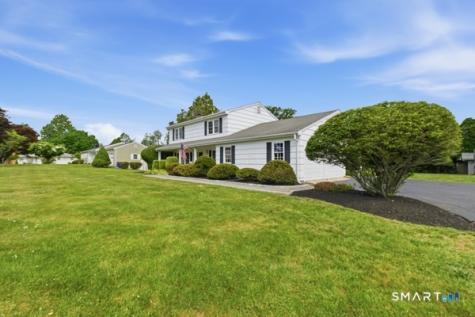 19 Zephyr Road Trumbull CT 06611