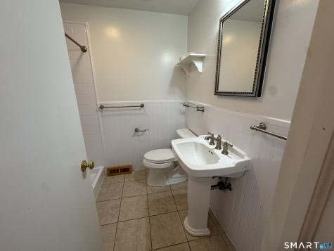 19 Covington Drive Milford CT 06461