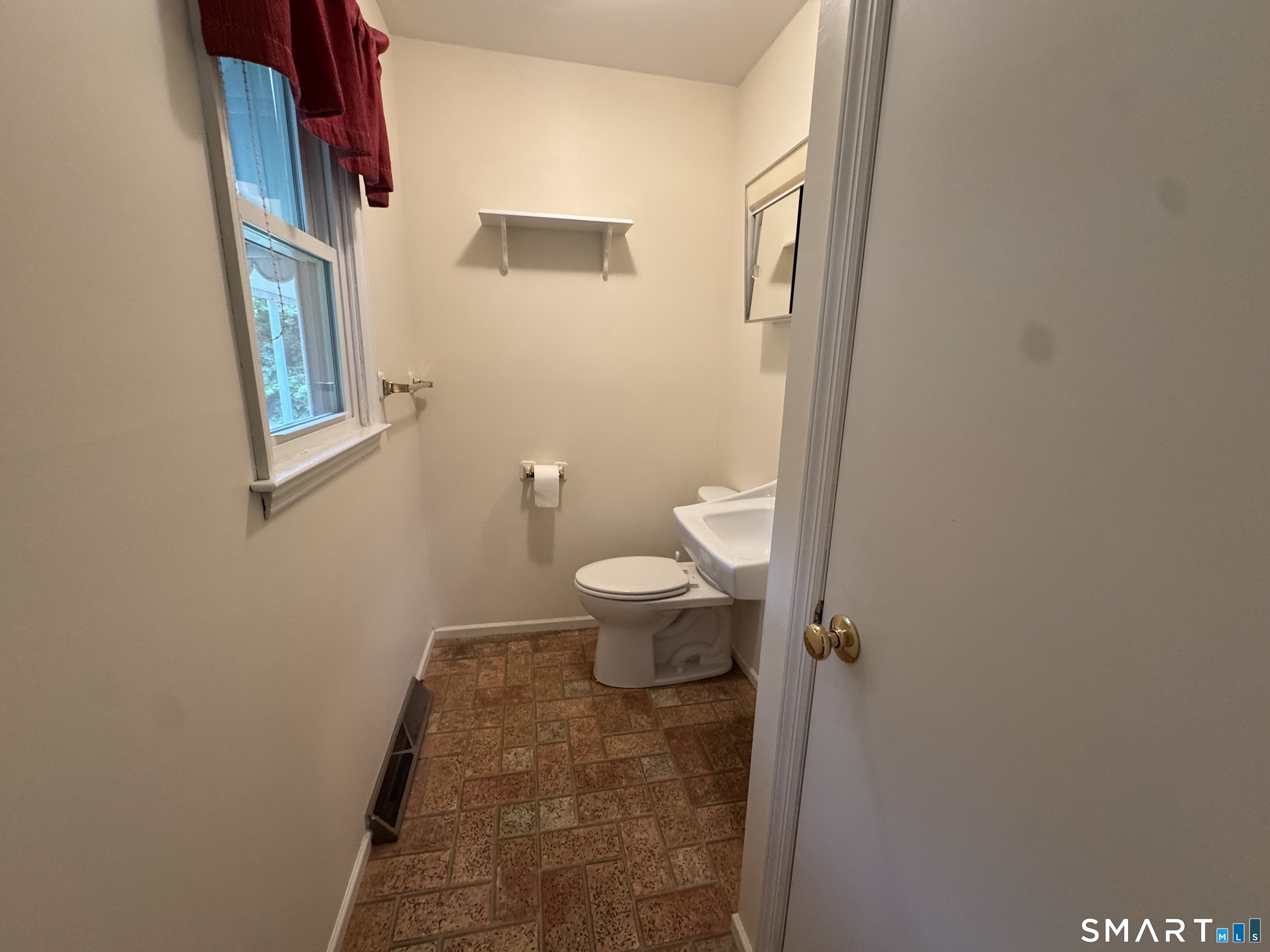 19 Covington Drive Milford CT 06461