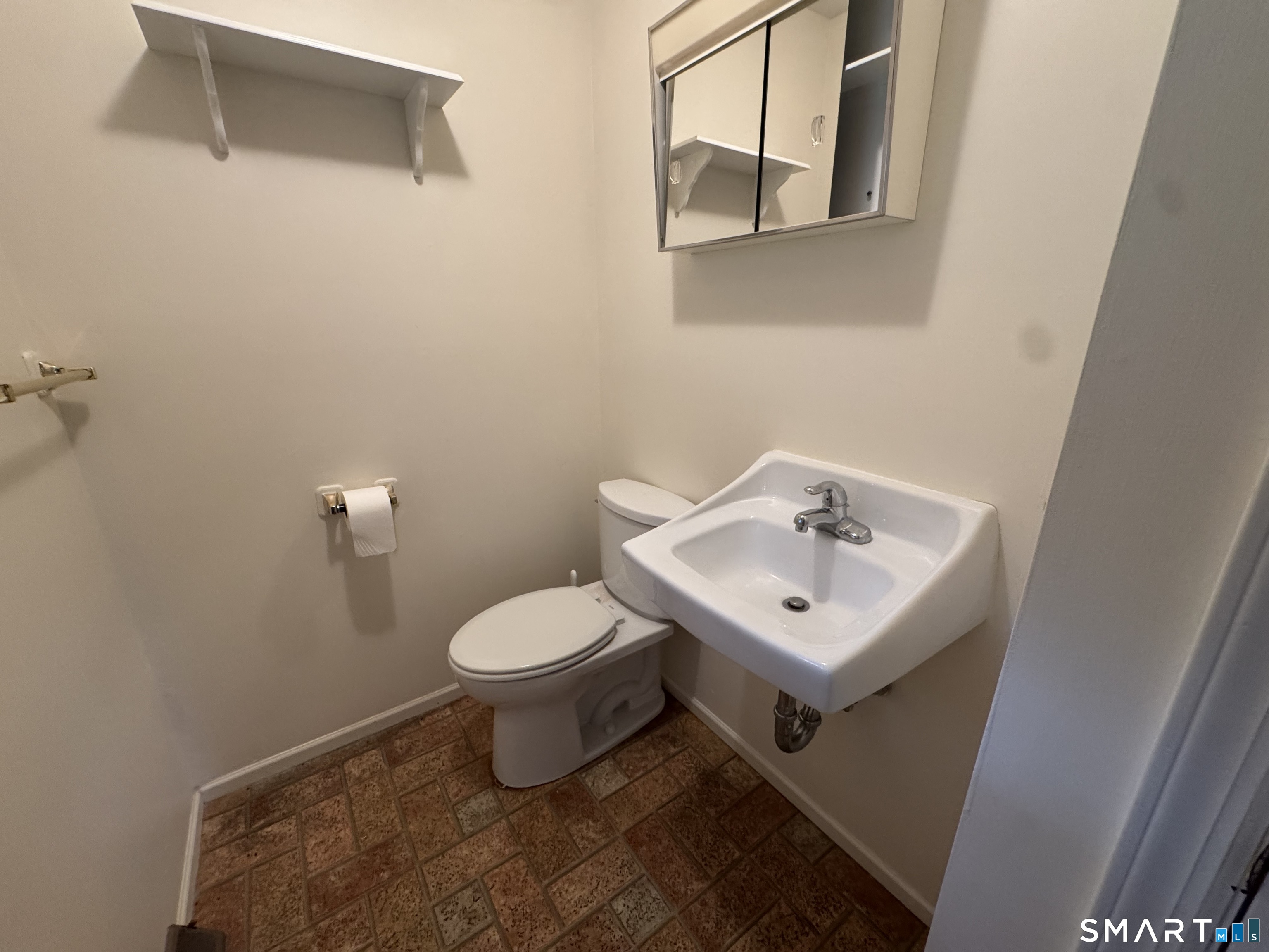 19 Covington Drive Milford CT 06461