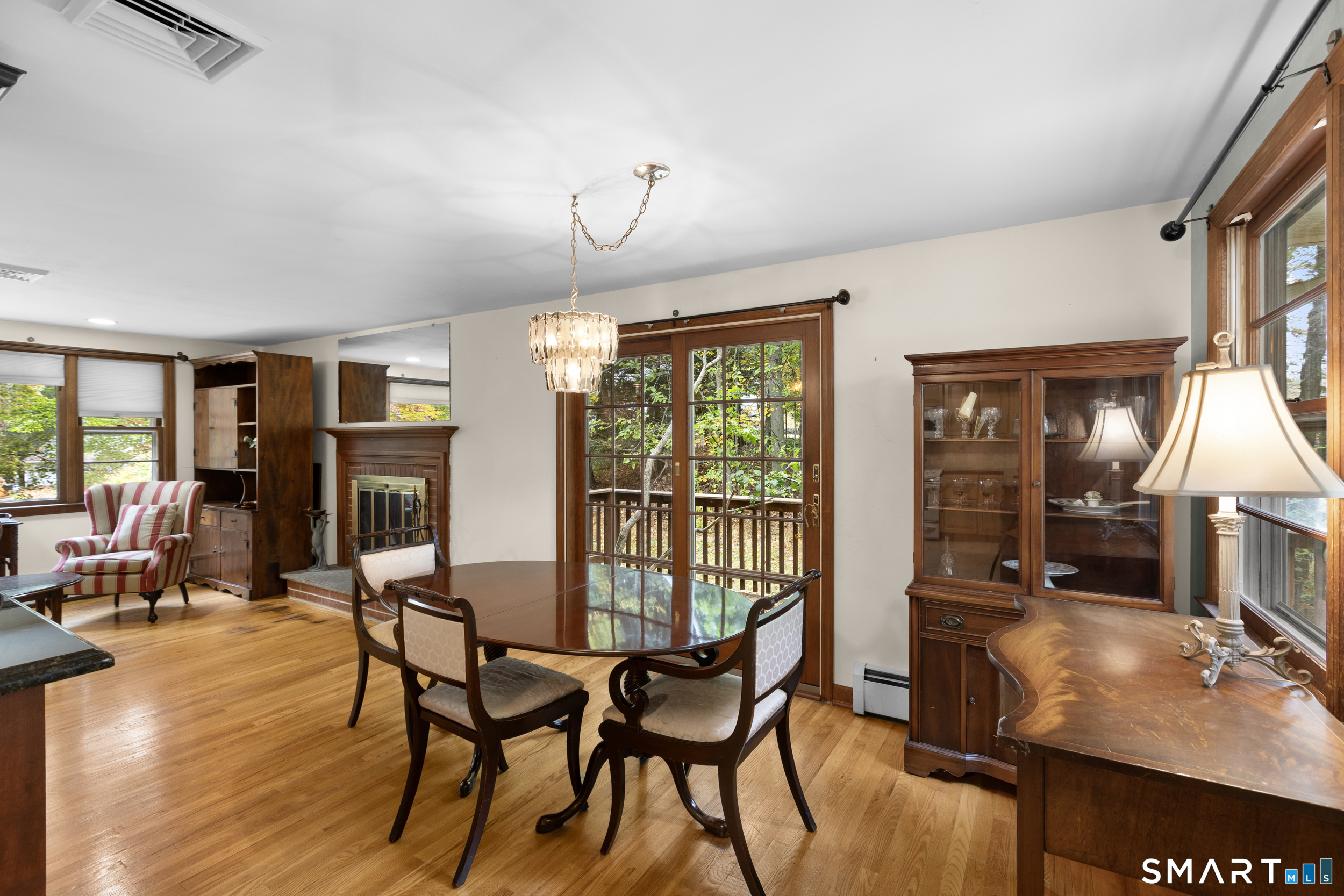 7 Carriage Lane Danbury CT 06810