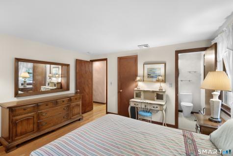 7 Carriage Lane Danbury CT 06810