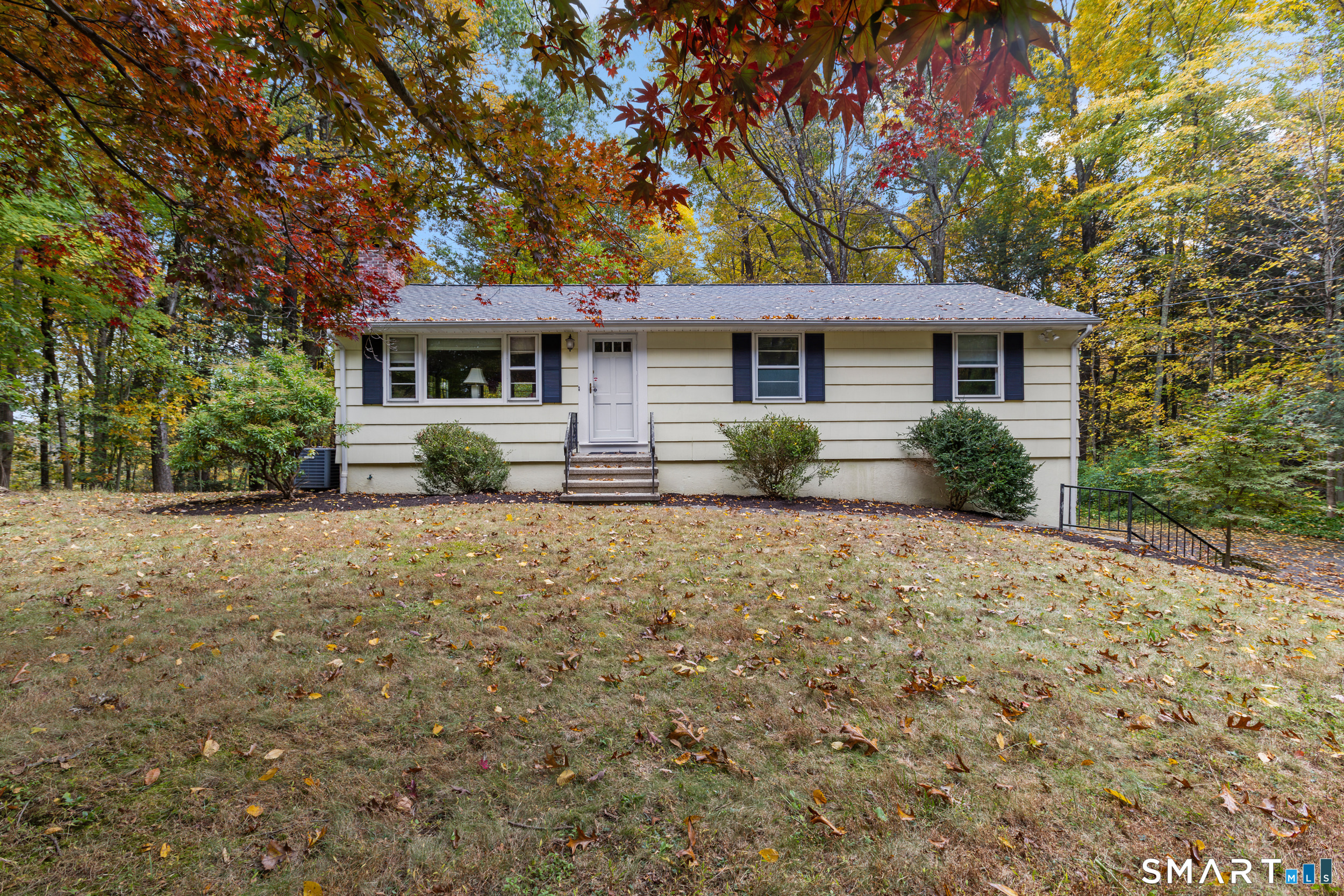 7 Carriage Lane Danbury CT 06810