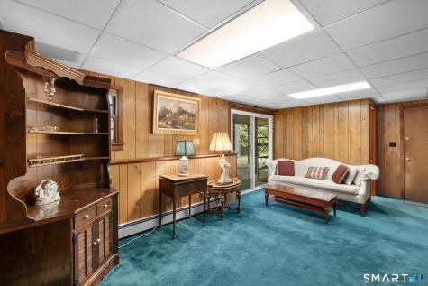 7 Carriage Lane Danbury CT 06810