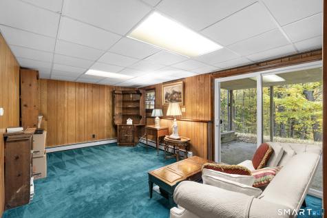 7 Carriage Lane Danbury CT 06810