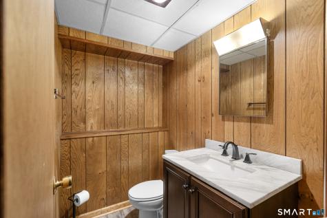 7 Carriage Lane Danbury CT 06810