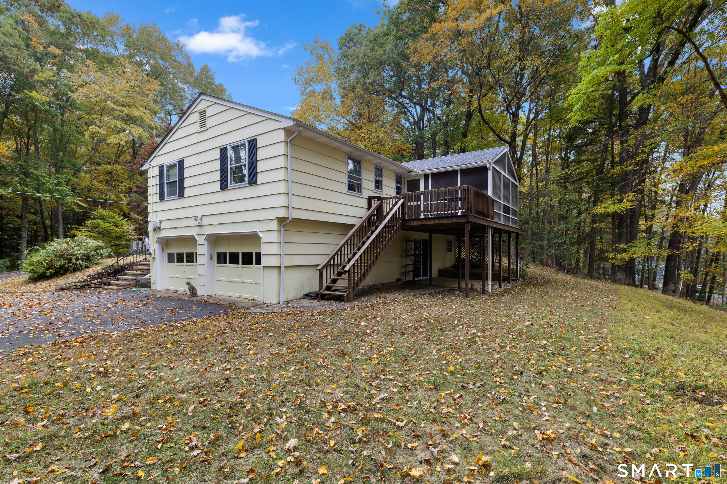 7 Carriage Lane Danbury CT 06810