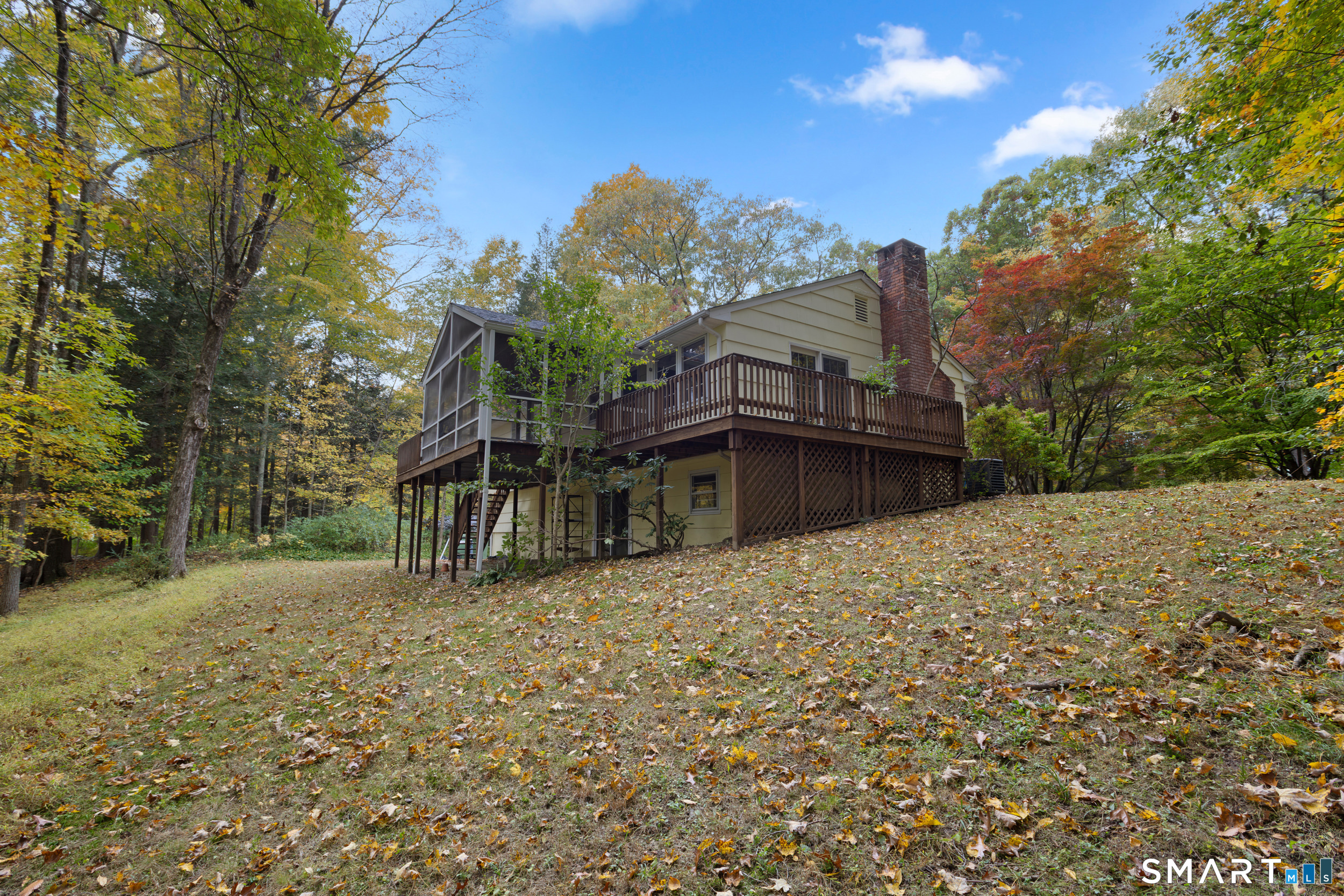 7 Carriage Lane Danbury CT 06810