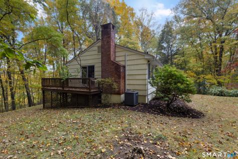 7 Carriage Lane Danbury CT 06810