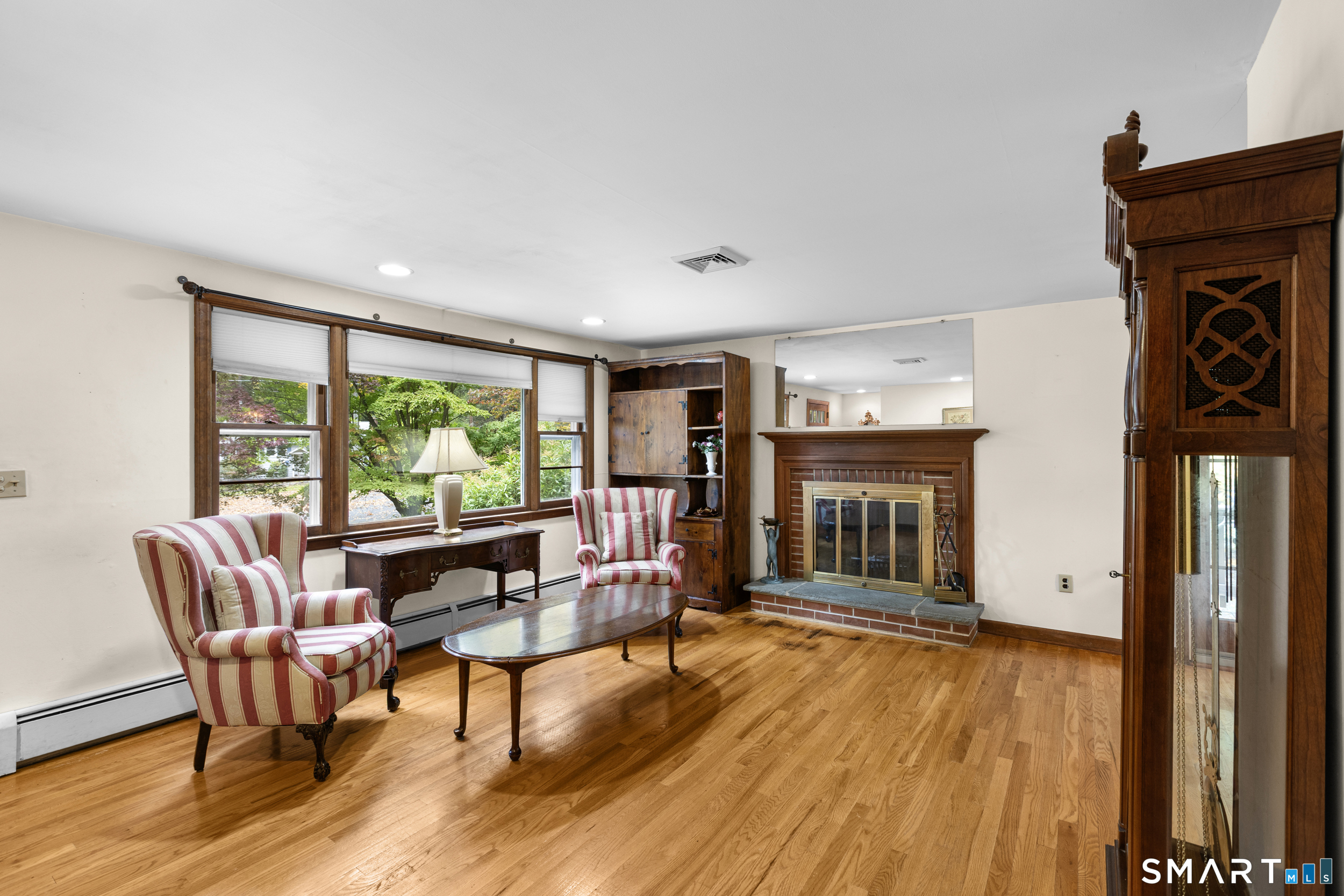 7 Carriage Lane Danbury CT 06810