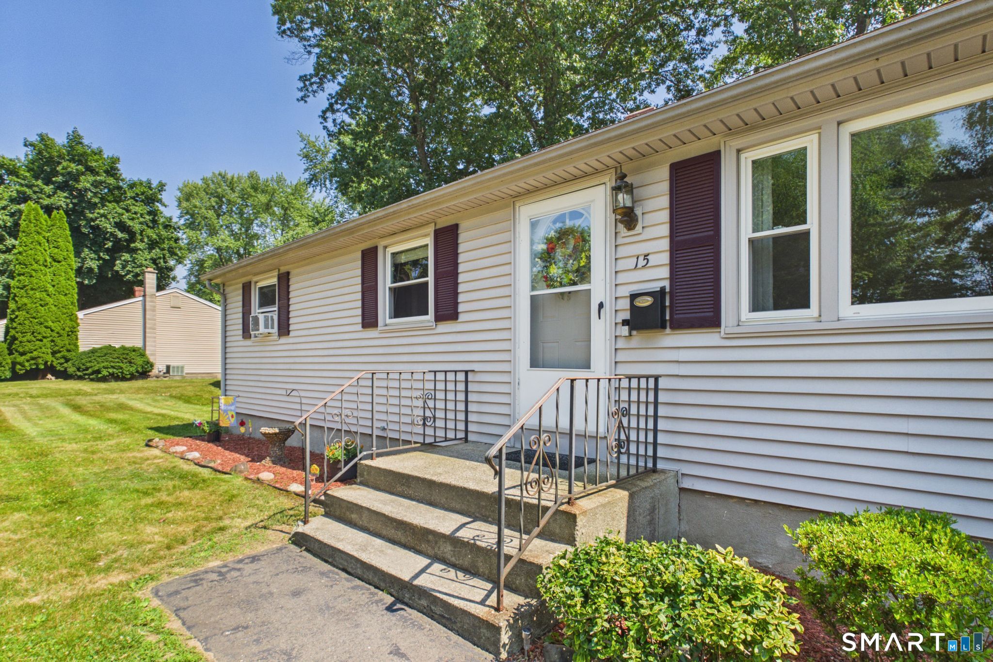 15 Gary Drive Enfield CT 06082