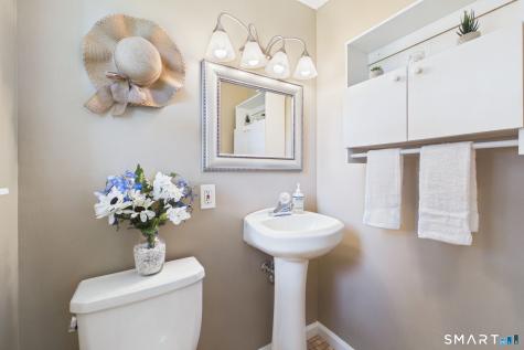 15 Gary Drive Enfield CT 06082