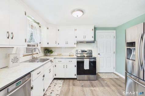 15 Gary Drive Enfield CT 06082