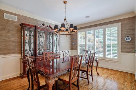 8 Buck Trail Newtown CT 06482