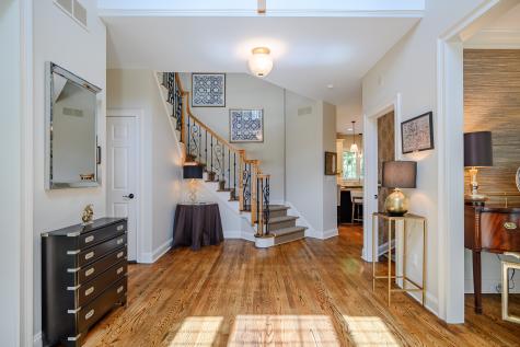 8 Buck Trail Newtown CT 06482