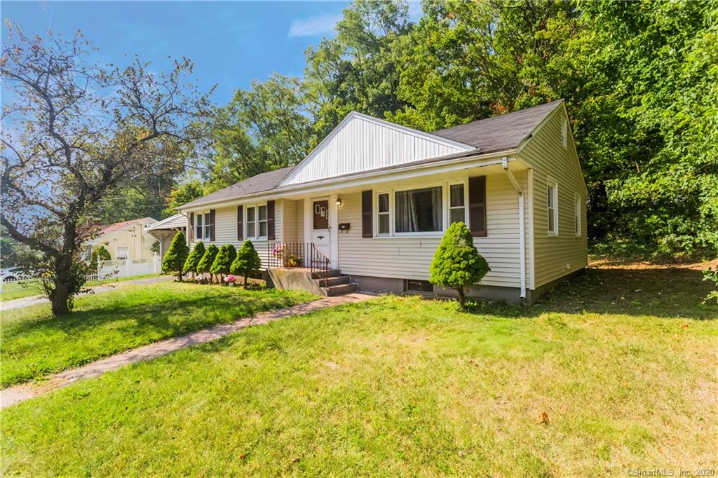 222 Blue Hills Avenue Hamden CT 06514