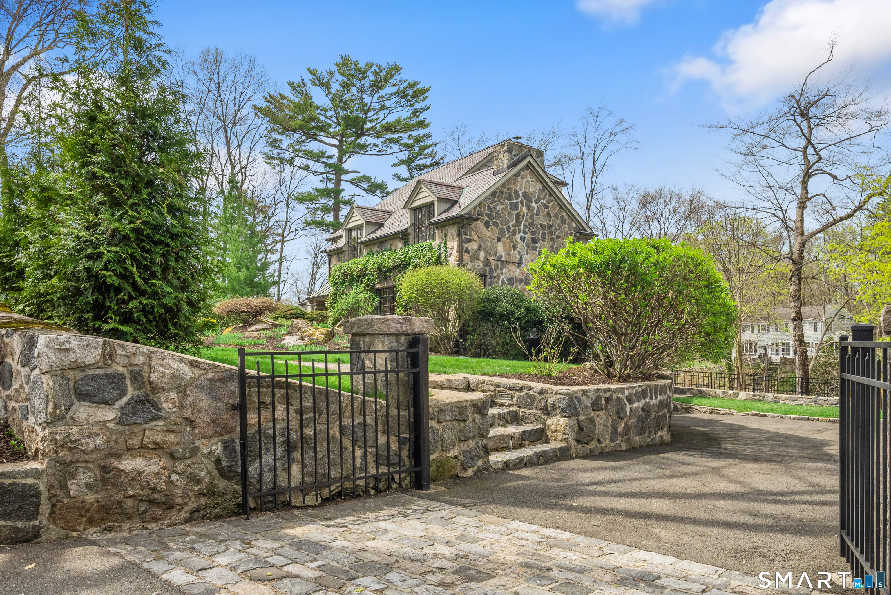 53 Goodwives River Road Darien CT 06820