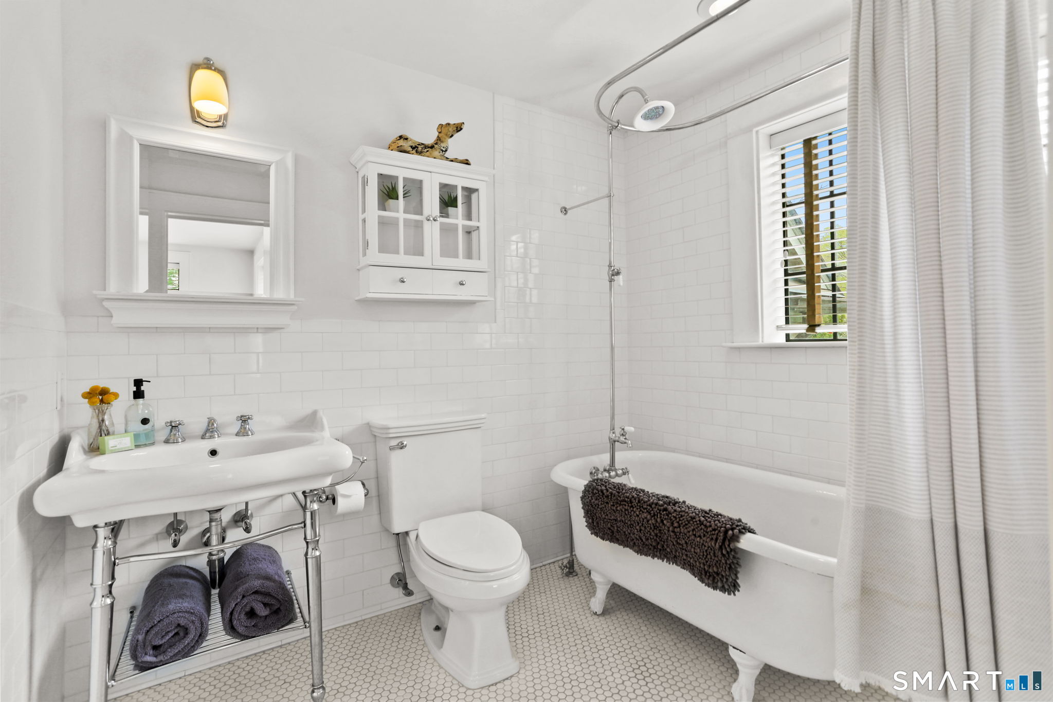 53 Goodwives River Road Darien CT 06820