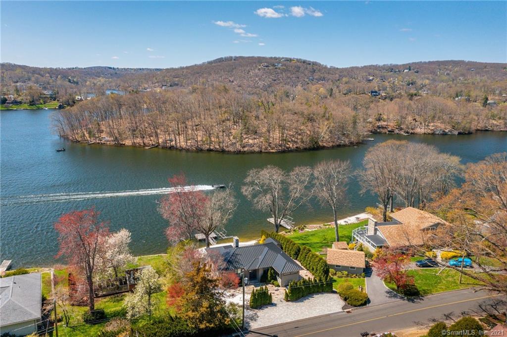 12 Longview Drive Brookfield CT 06804